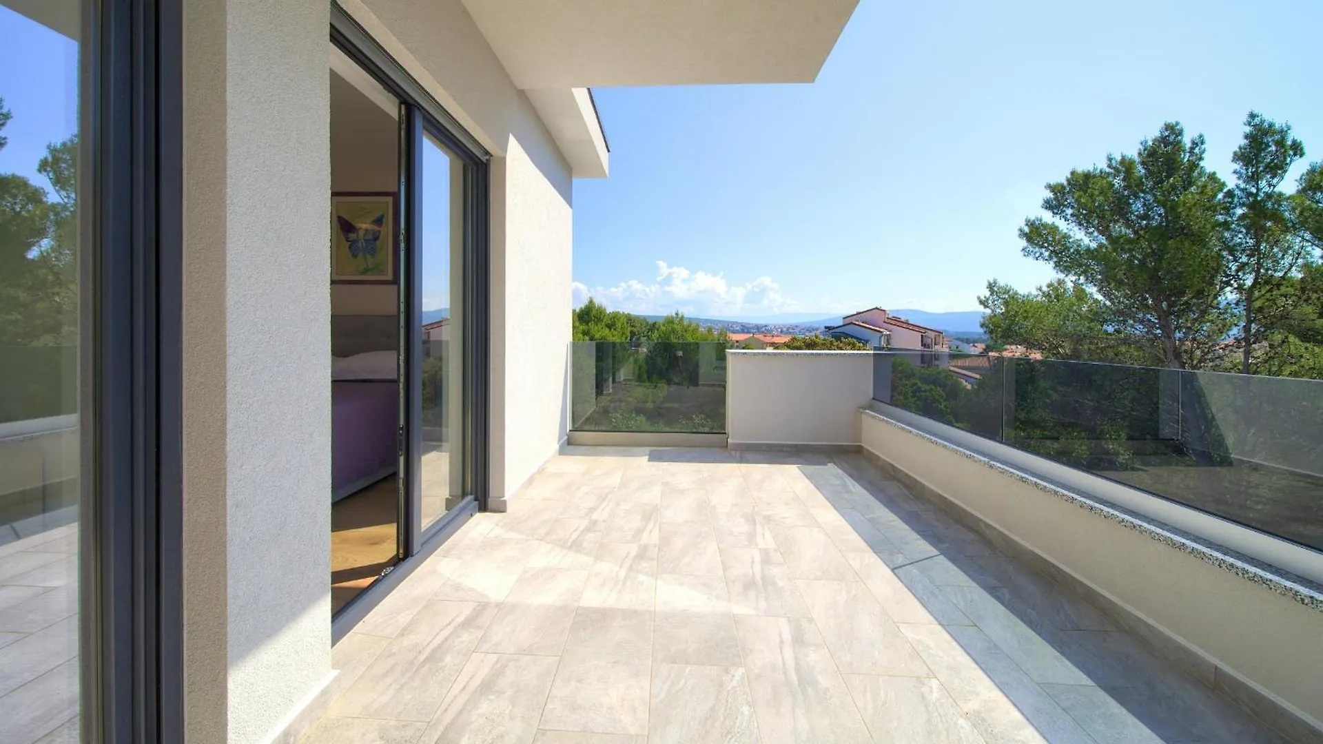 Apartments Paola & Karla With Pool Krk Town